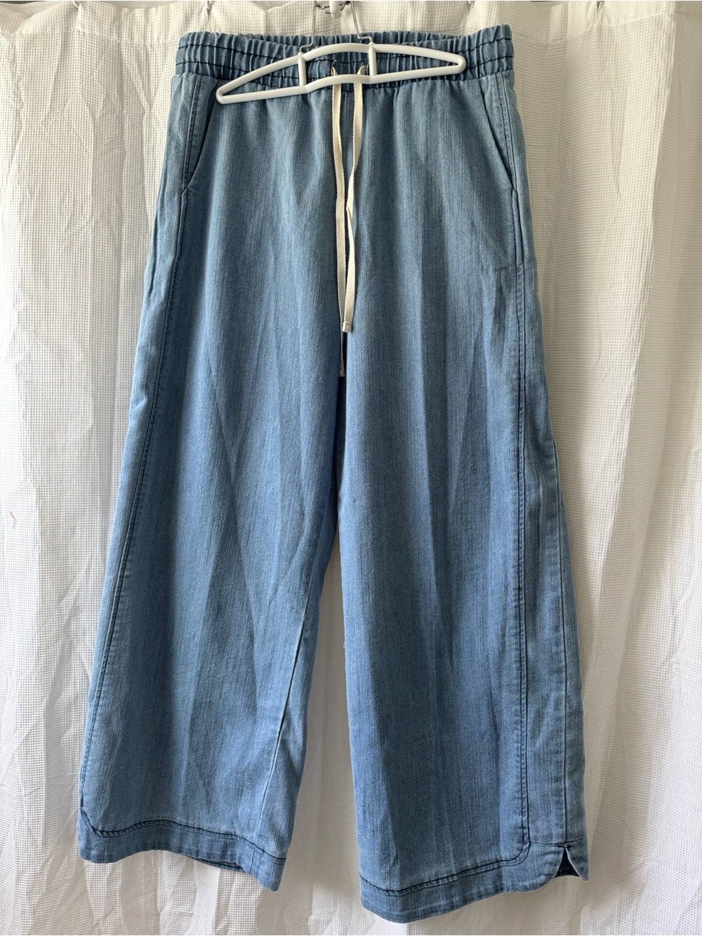 Three Bird Nest So Comfy Wide Leg Denim Pant- Light Indigo. - Picture 5 of 7